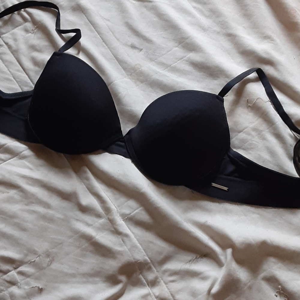 Vince Camuto Black 36B Bra